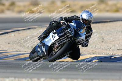 media/Jan-09-2022-SoCal Trackdays (Sun) [[2b1fec8404]]/Turn 11 (935am)/